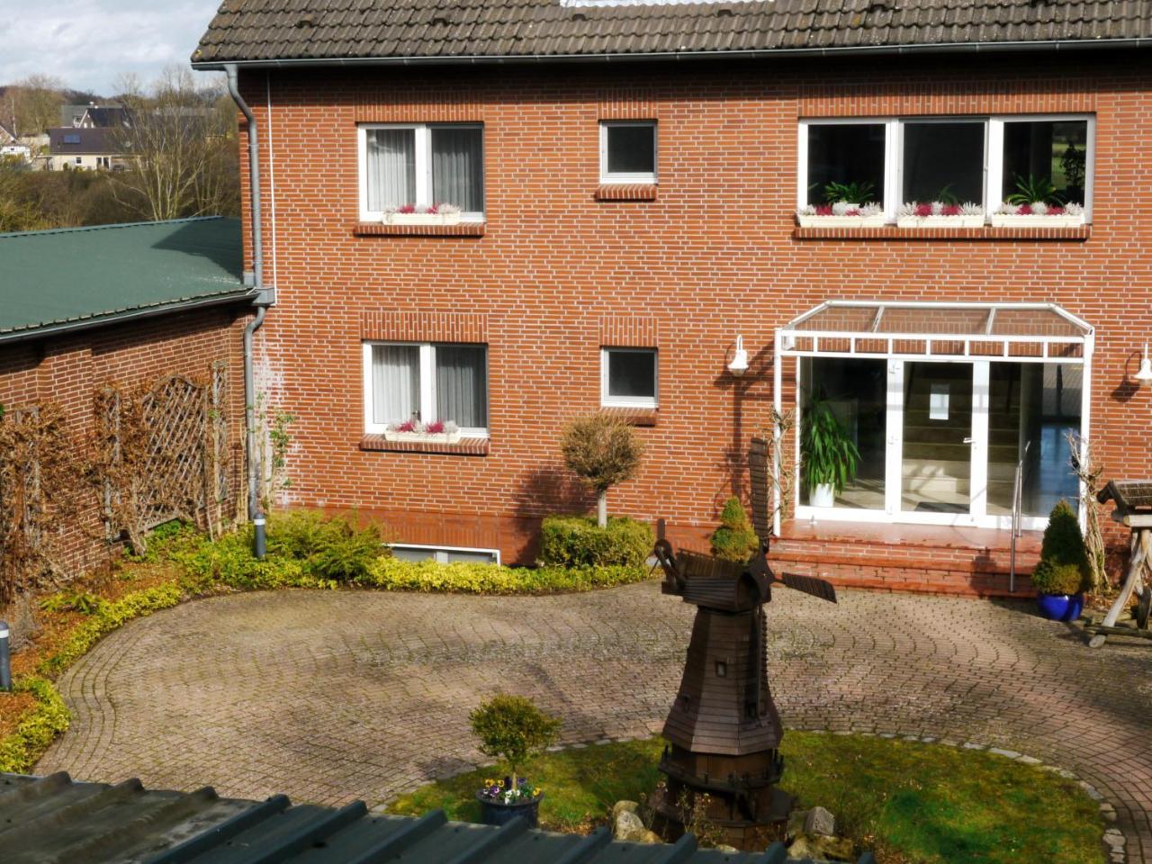 Hotel Garni Landgasthof Luechau Mussen  Exterior photo